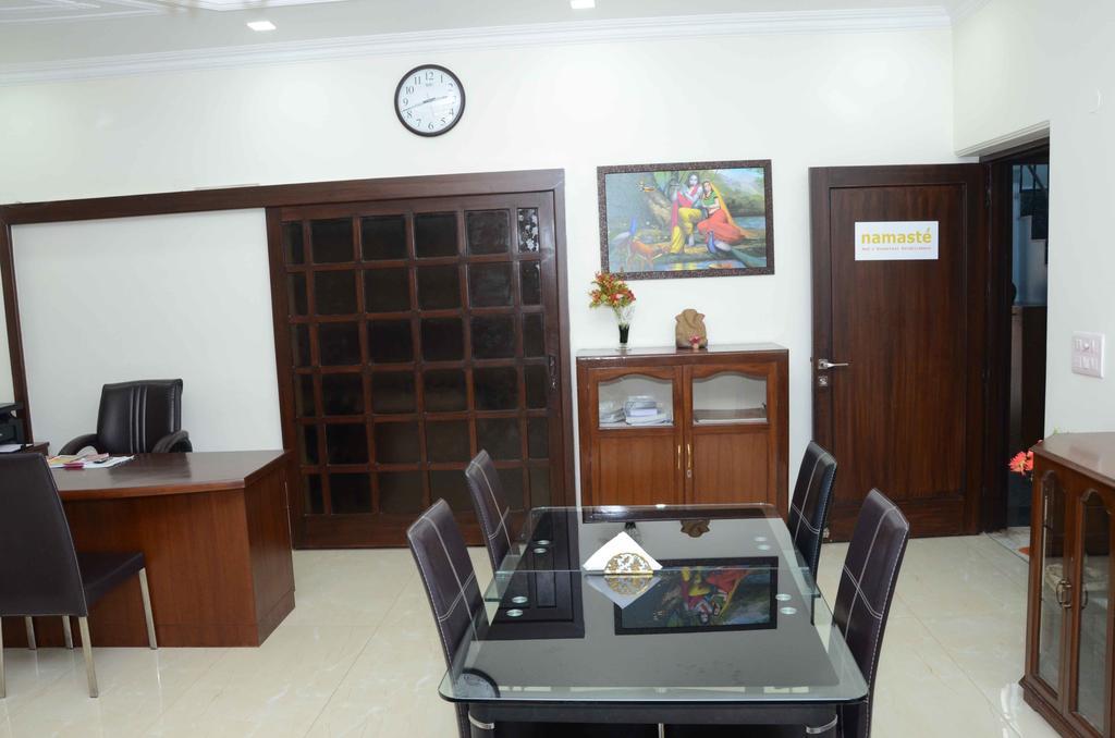 Namaste Apartments New Delhi Exterior photo